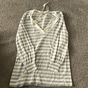 NWT LOFT light weight sweater